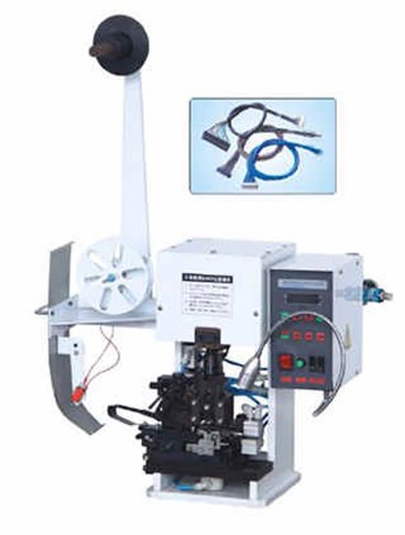 如何操作電線剝皮與端子壓接機