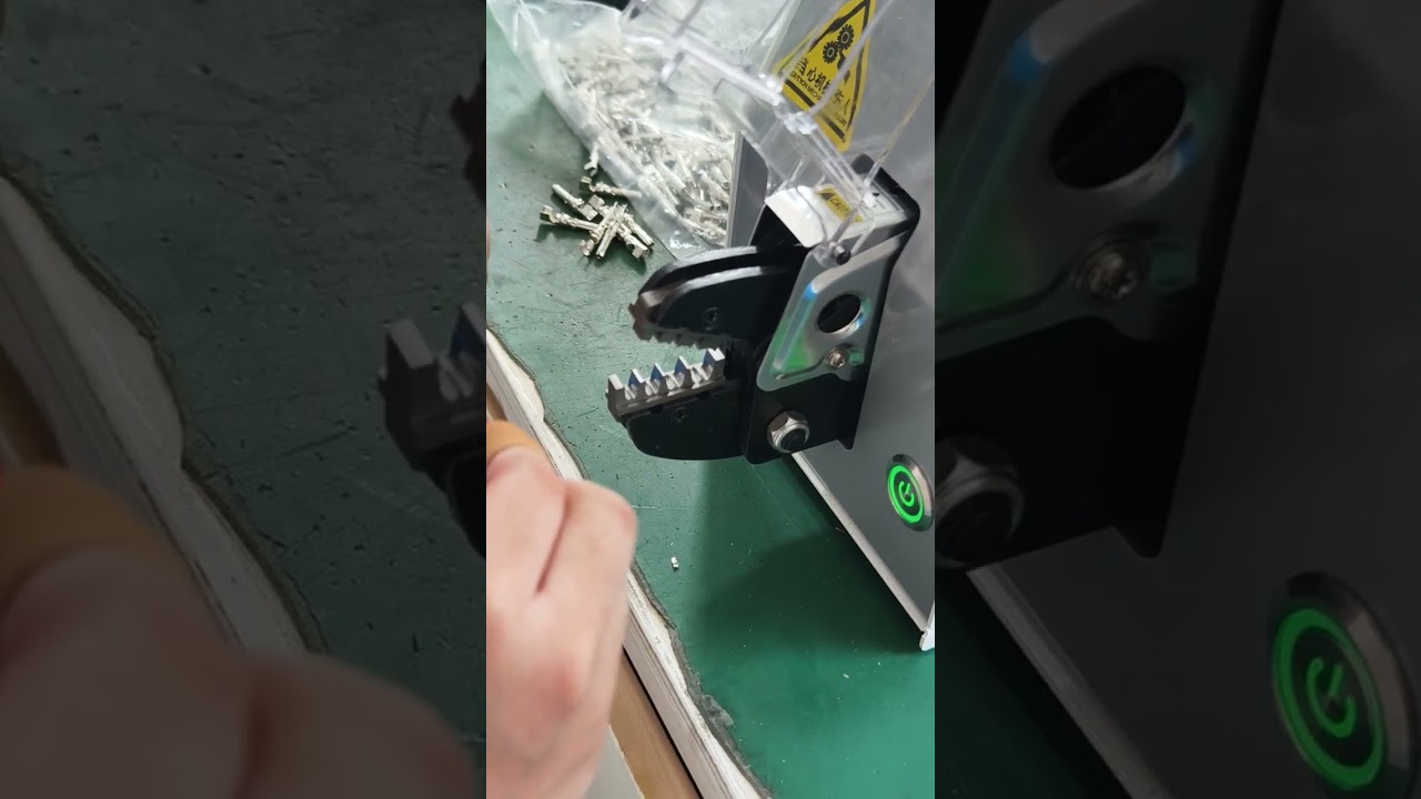太陽能連接器電動端子壓接機｜工廠自動化設備實拍 #機器 #工廠