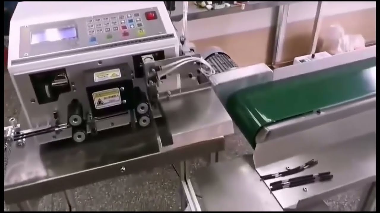 全自動電線裁切剝線端子壓著機｜附輸送帶提升產線效率
