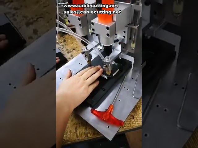 機台螺絲自動鎖附機｜無頭止付螺絲專用自動化設備