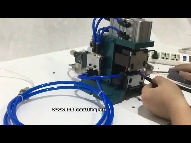 氣動剝線扭線機 WPM-3F+T｜高效自動化線材加工設備