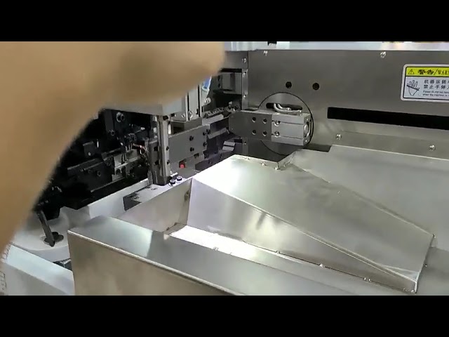 全自動雙端扁排線裁切剝線壓接機