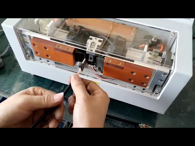 高效能雙面USB 3.0連接器焊接機｜線材與數據線自動化生產設備