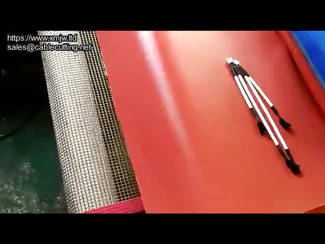 手動塑膠管套入熱收縮包裝機｜紙箱收縮膜封口隧道｜高效包裝解決方案