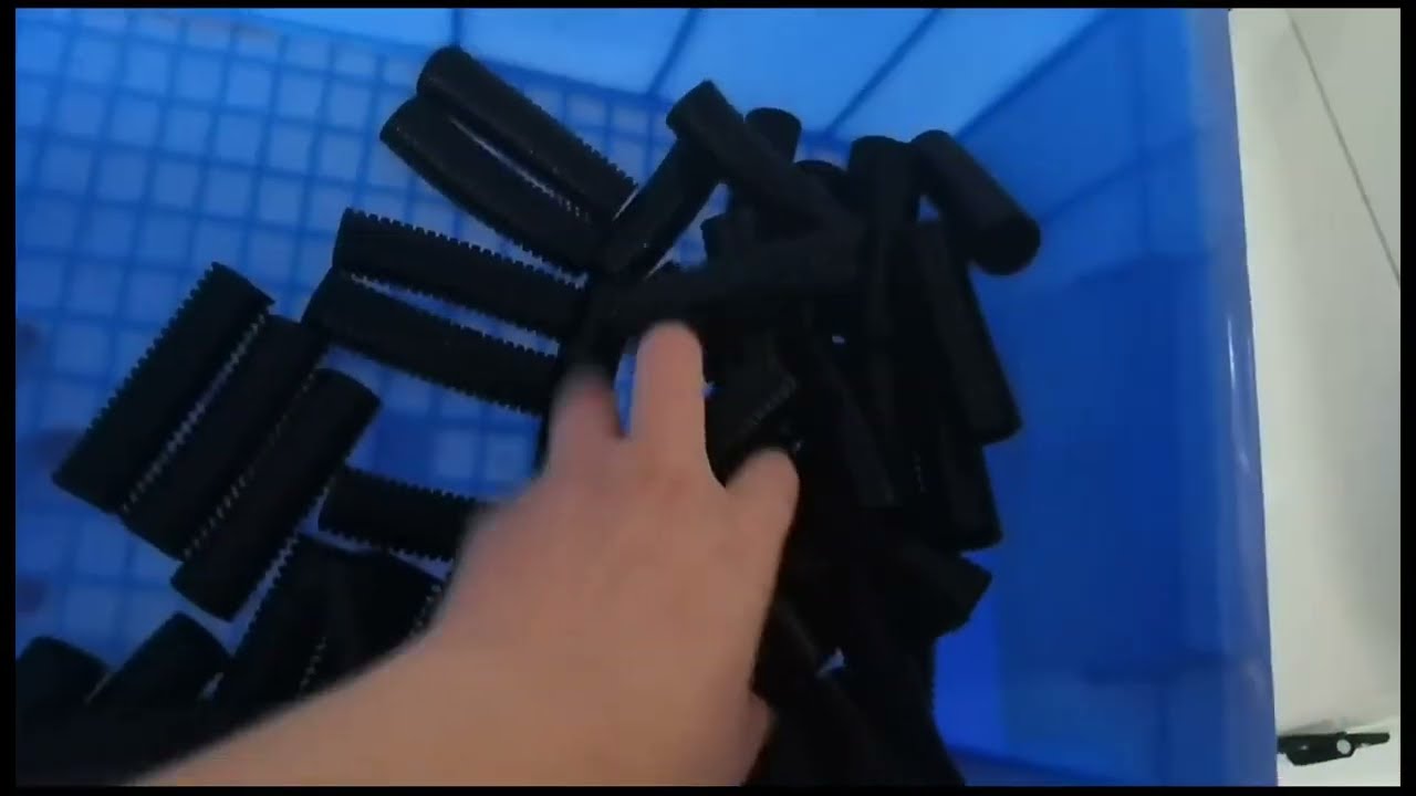 自動泵頭噴霧器塑膠浸管切割機｜波紋管切管分條機