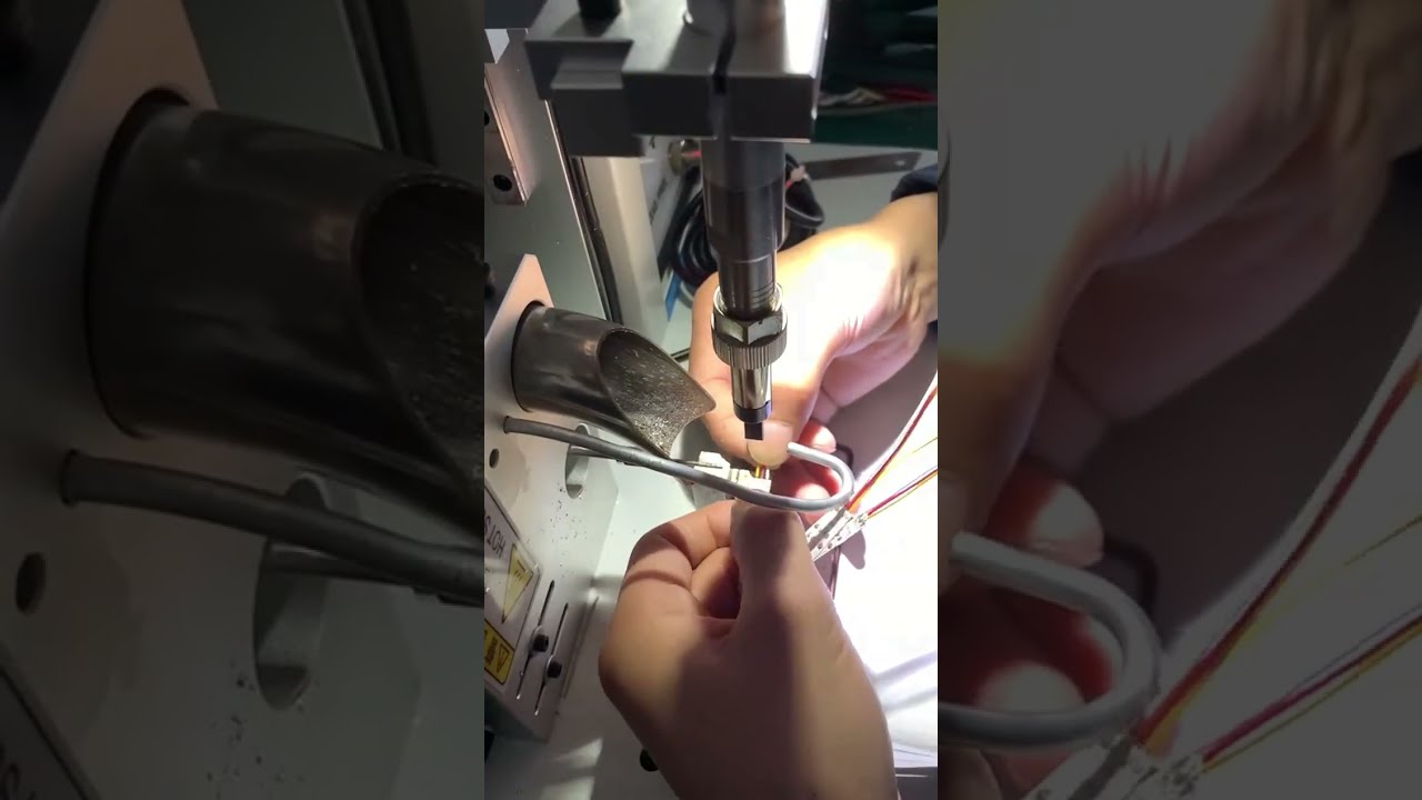 半自動焊錫機實際操作影片 #機器 #電纜剝線機 #工廠
