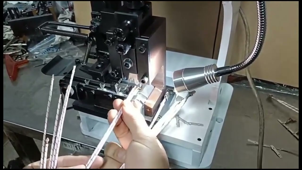 電纜銅線端子壓接機｜高效自動化接頭組裝設備
