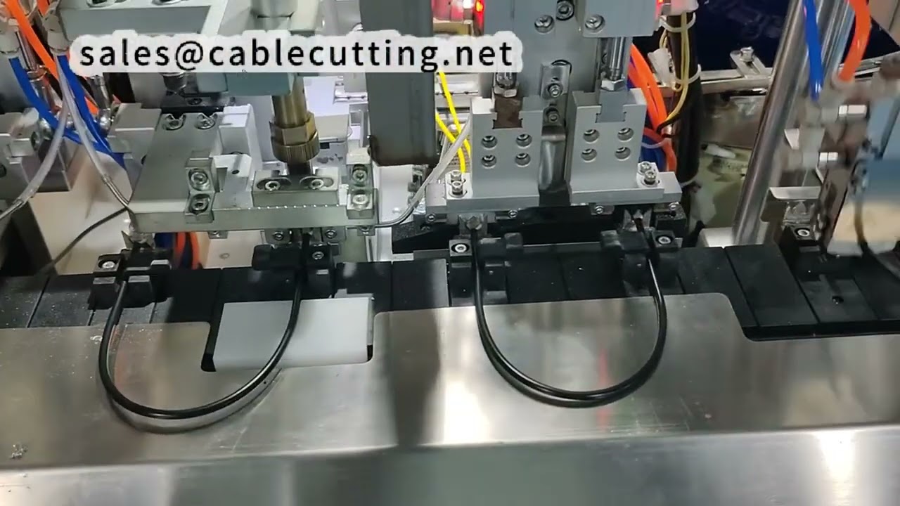 全自動USB焊接機｜1人操作5-6台，工廠自動化效率翻倍