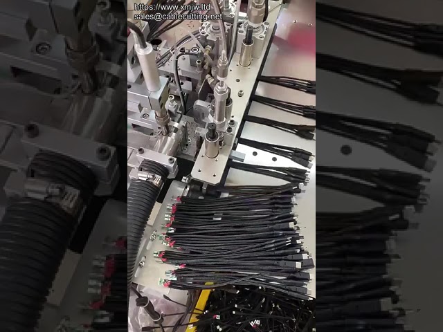自動USB微焊接機｜線纜製造設備｜高效精密焊接解決方案