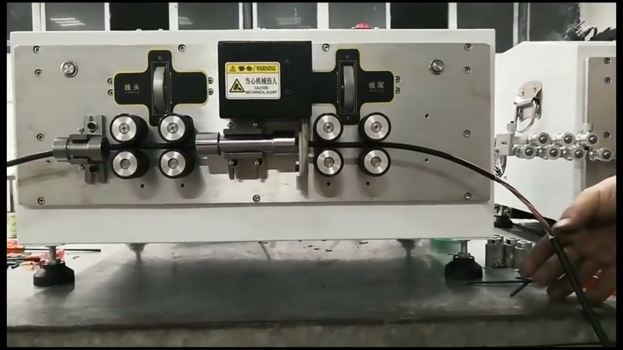 全自動八輪驅動電腦排線剝線機｜高效精密剝線設備