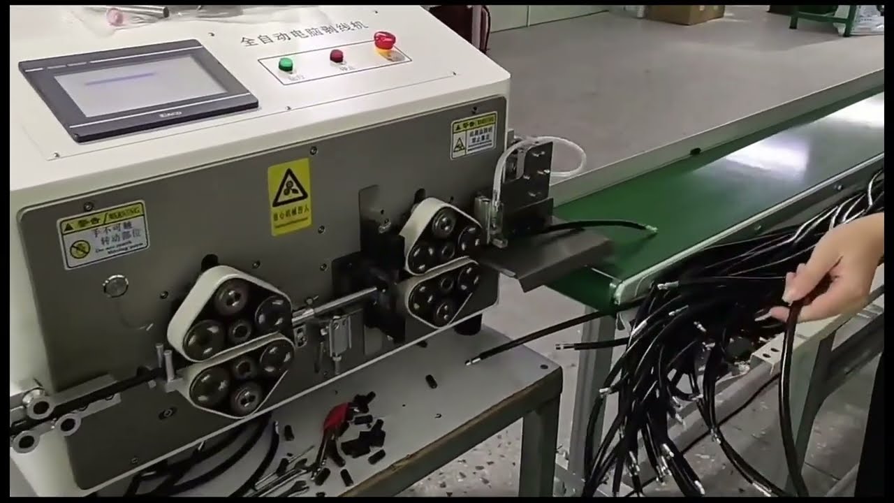 8輪自動剝線機｜50mm²電線裁切壓接一體機｜高效線束加工設備