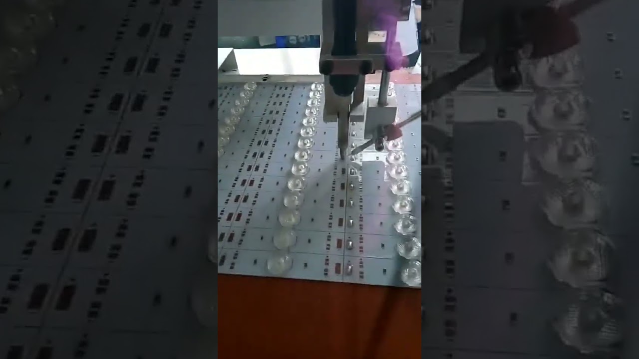LED模組自動焊接機 WPM-142 | 高效自動化焊線設備