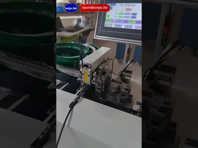 半自動RJ-45網路線壓接機｜附震動盤送料，提升產線效率