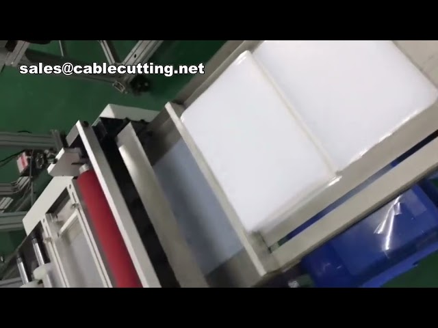 自動尼龍鉤環彈性織帶裁切機｜400mm寬幅膠帶切割機