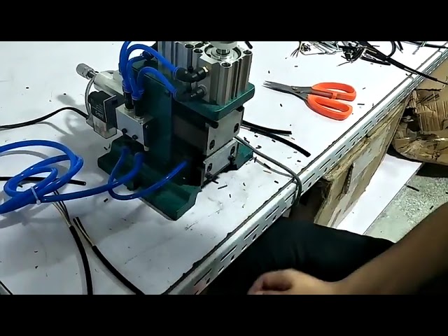 迷你氣動剝線機 3F | 電纜剝皮工具，高效自動化線材加工