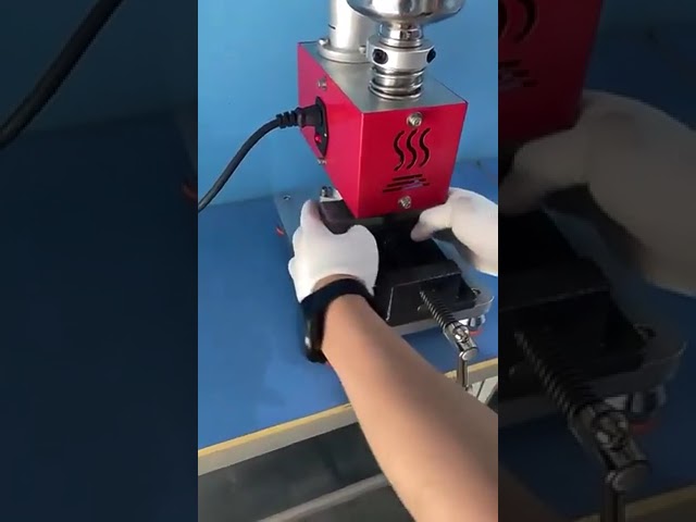最新款迷你20G手動射出成型機｜桌上型垂直塑料擠出機