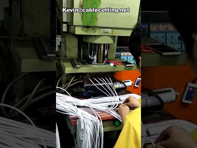 客製化半自動跳接線射出成型機 | 高效網路線加工設備